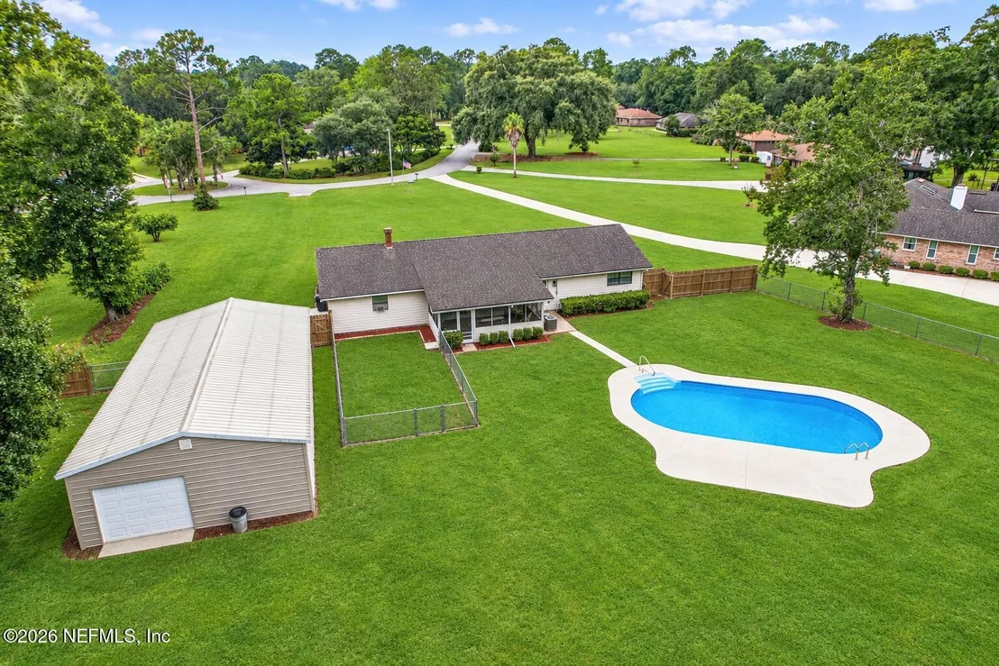 Photo of 1184 SURREY Glen