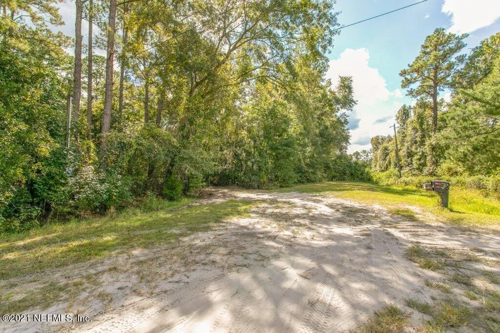 Photo of 157 PINE TREE Road
