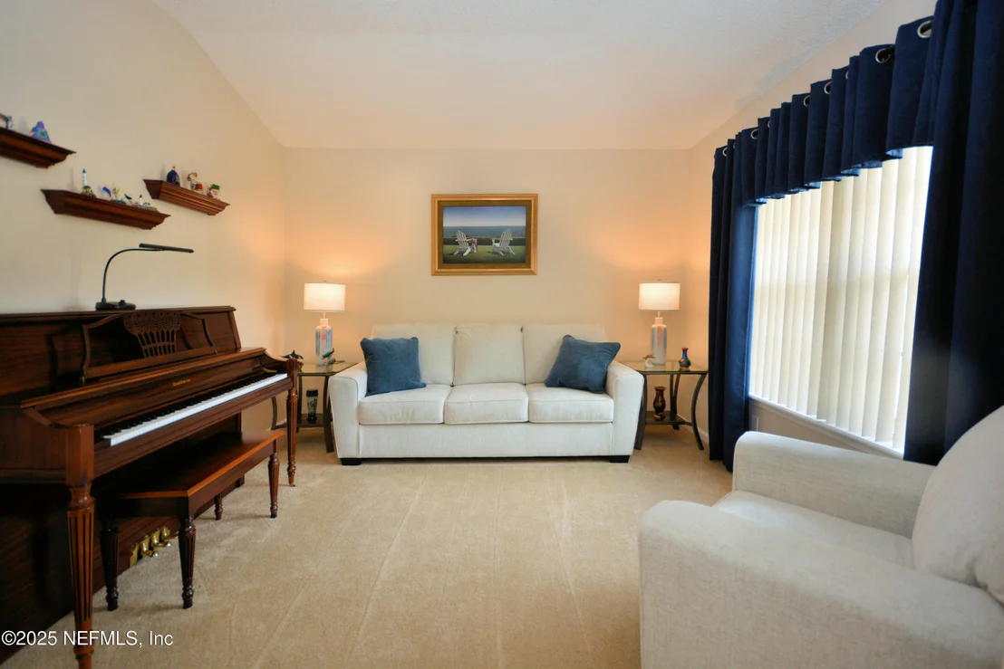 Photo of 698 WELLHOUSE Drive