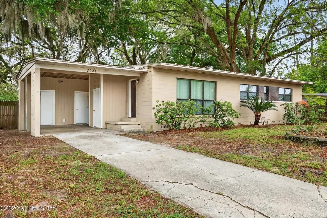 Photo of 4231 RENDALE Drive N