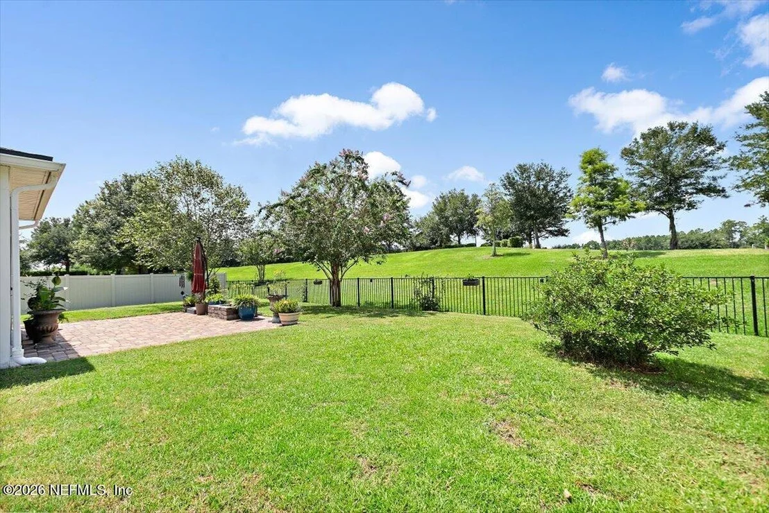 Photo of 159 EVENSHADE Way