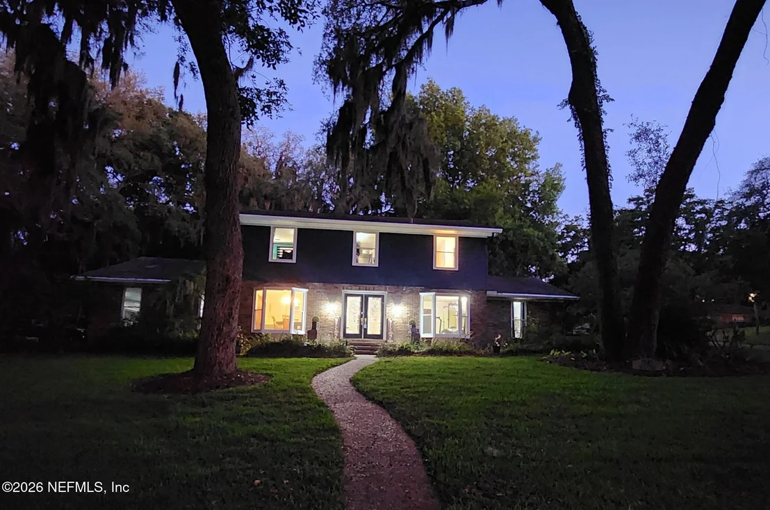 Photo of 7242 TRAILS END