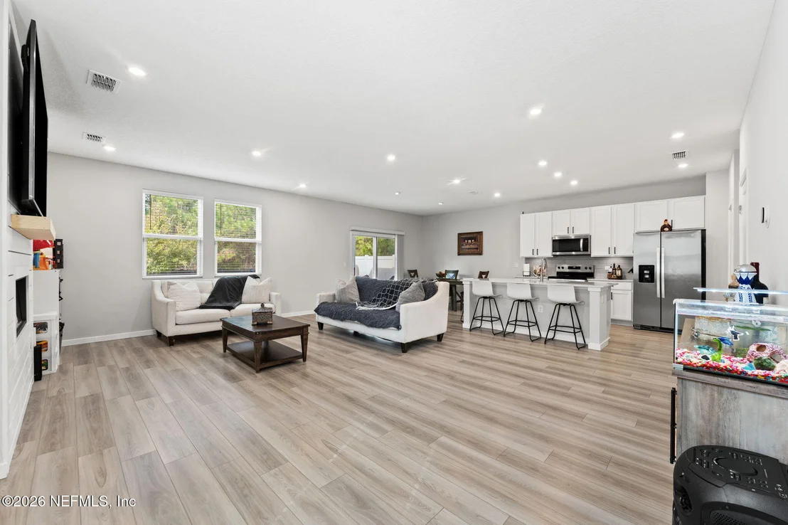 Photo of 14732 MACADAMIA Lane