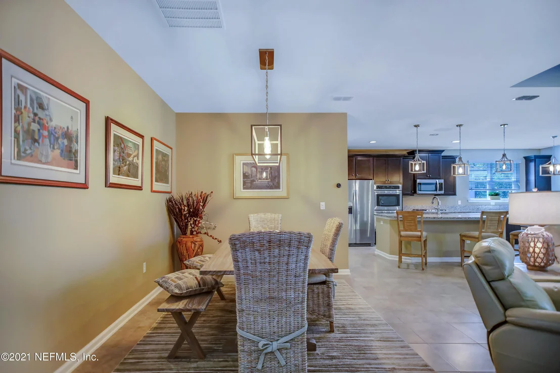 Photo of 19 GREENVIEW Lane