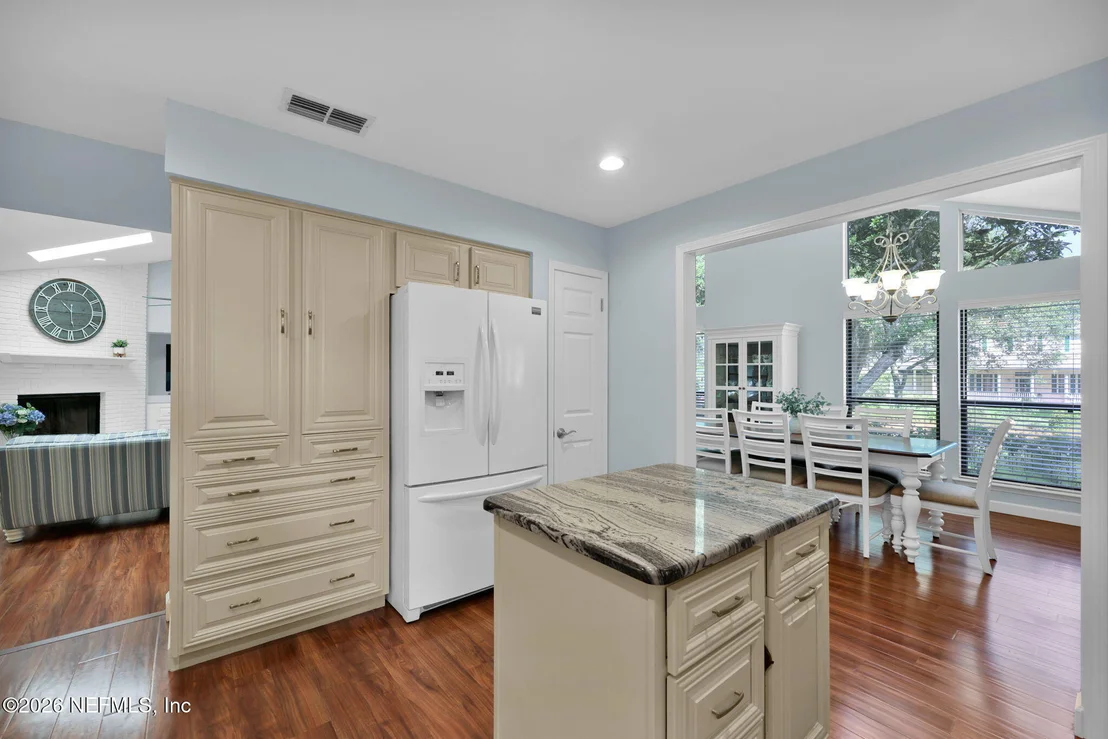 Photo of 1076 MAINSAIL Lane