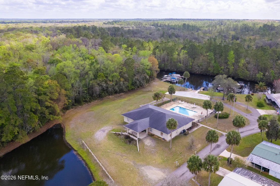 Photo of 156 LAKE MARGO Drive