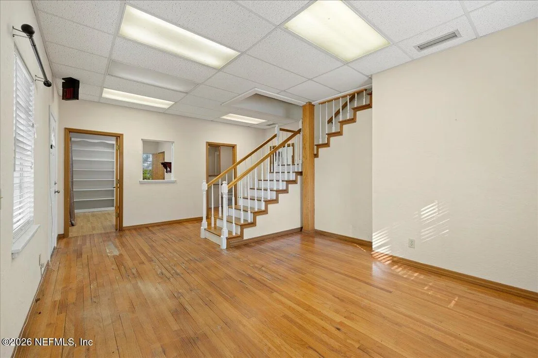 Photo of 10 CENTRAL Avenue