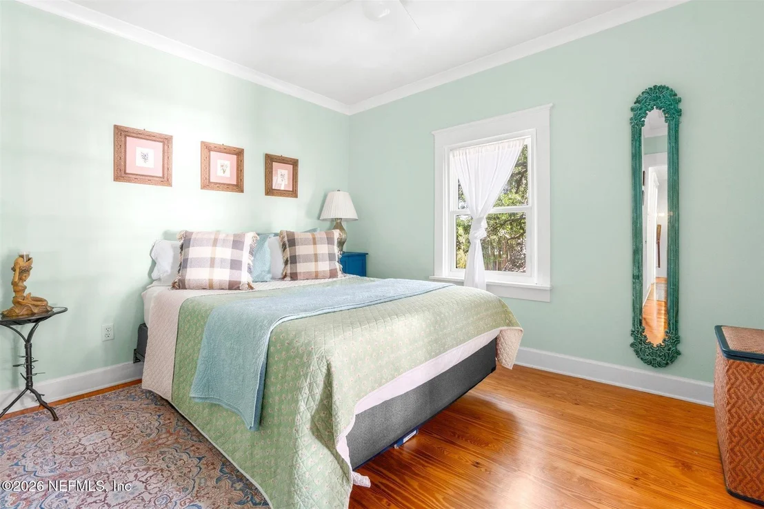 Photo of 18 LOCUST Street