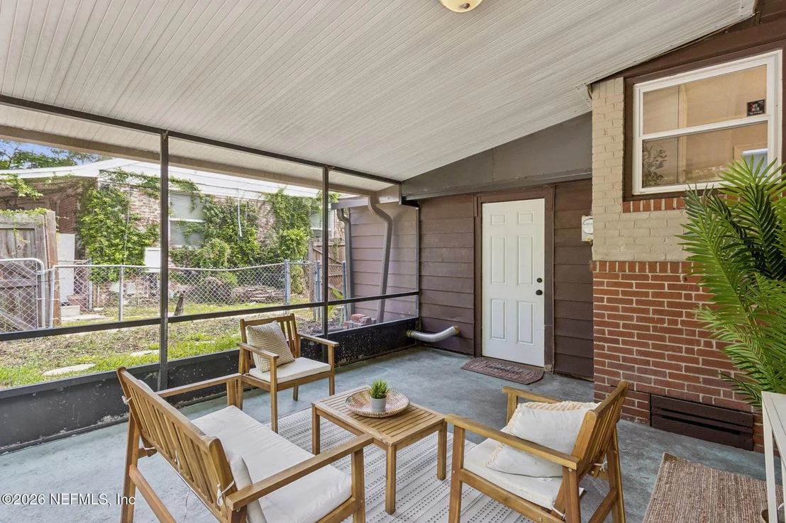 Photo of 2246 REDFERN Road