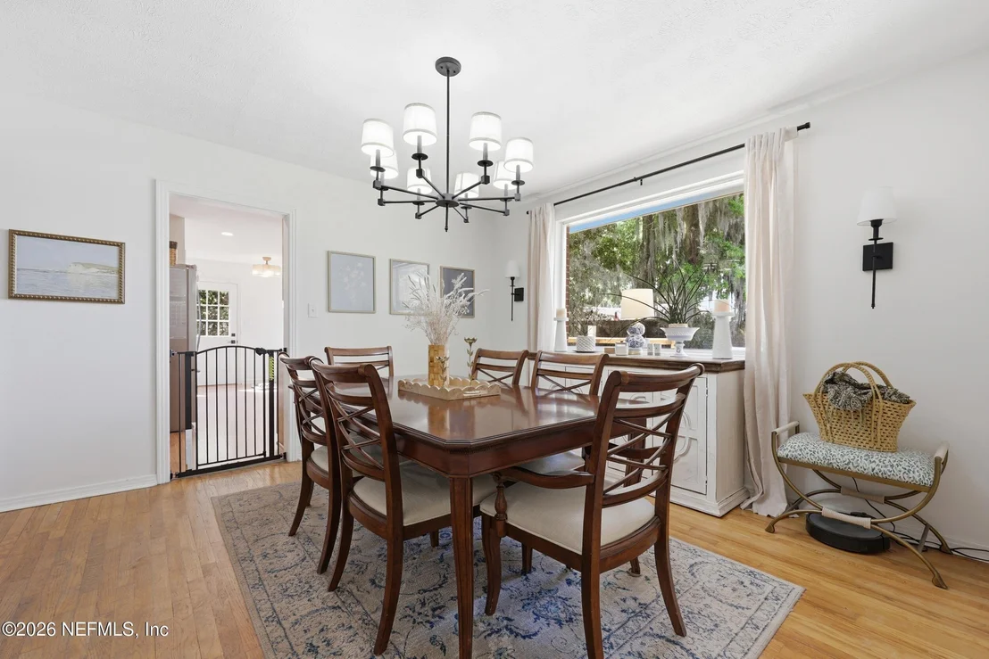 Photo of 1244 GLENGARRY Road