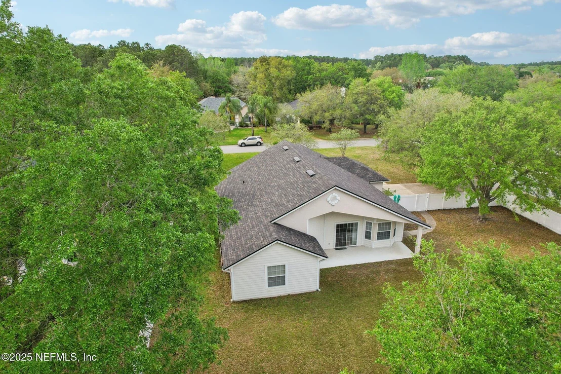 Photo of 200 NOTTINGHAM Drive W