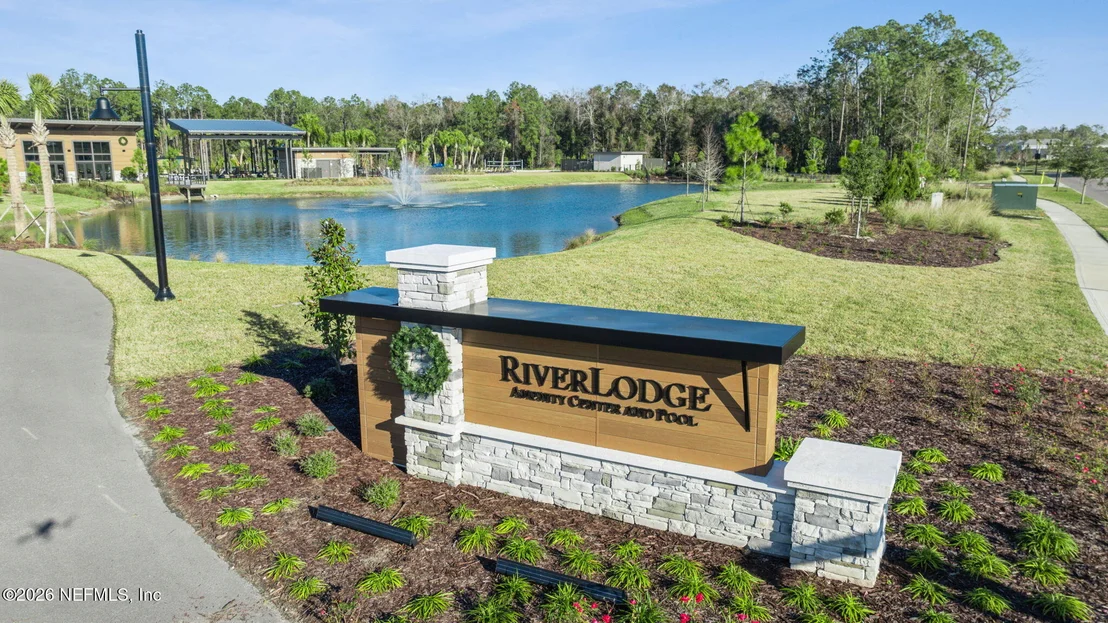 Photo of 225 CLOVERBROOK Road