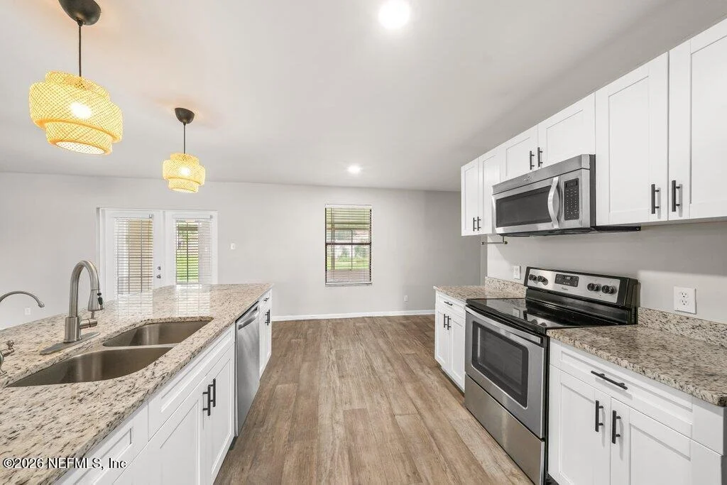 Photo of 1235 SQUIRREL Lane N