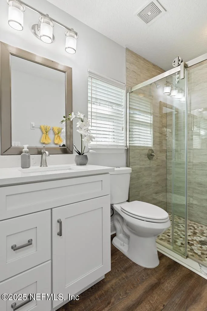 Photo of 902 EAGLE POINT Drive