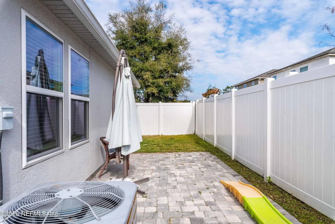 Photo of 74 SANDERSON Drive