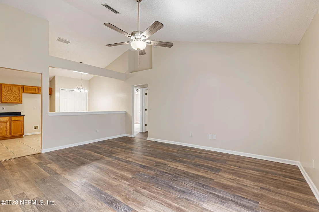 Photo of 3091 WAVERING Lane