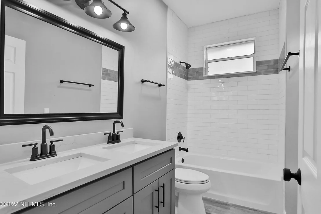 Photo of 1031 LARKSPUR Loop