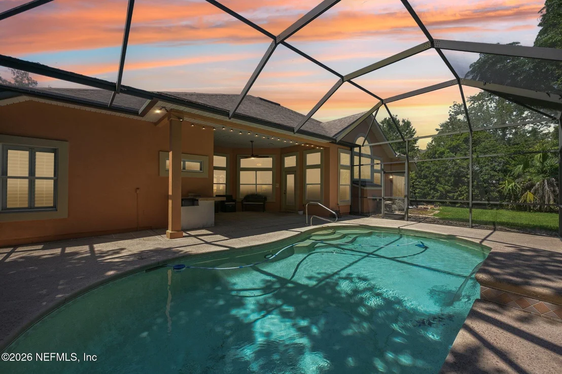 Photo of 1698 MARGARETS WALK Road