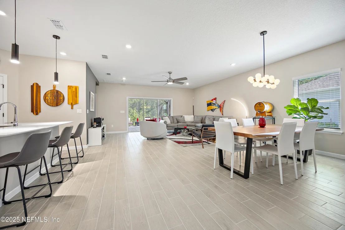 Photo of 75837 PONDSIDE Lane