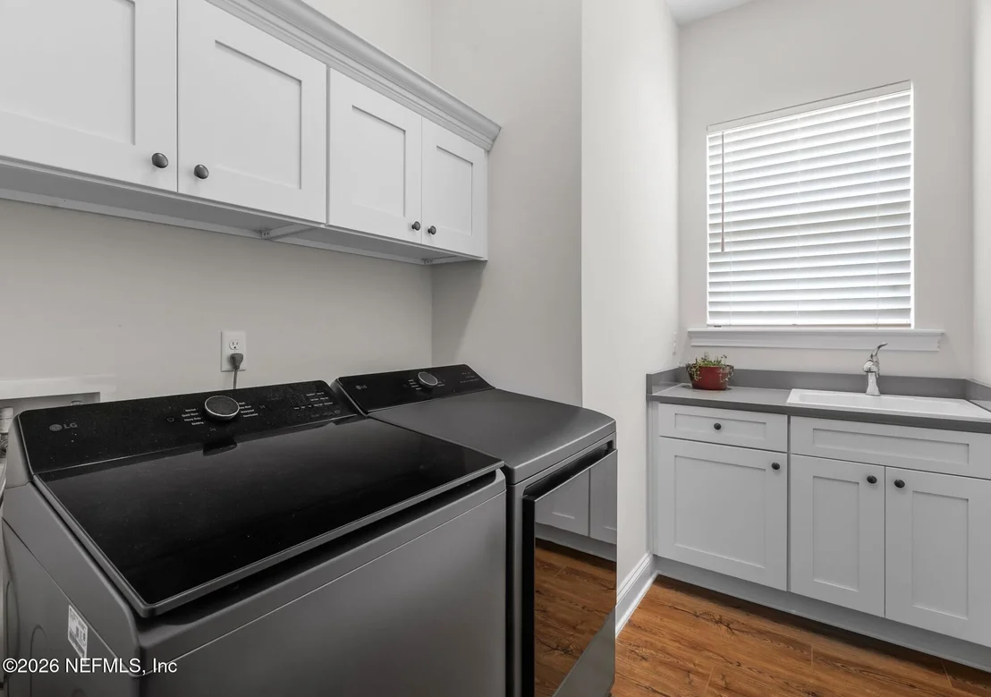 Photo of 184 KIRKSIDE Avenue