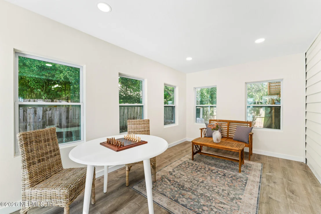 Photo of 111 SWALLOW Road