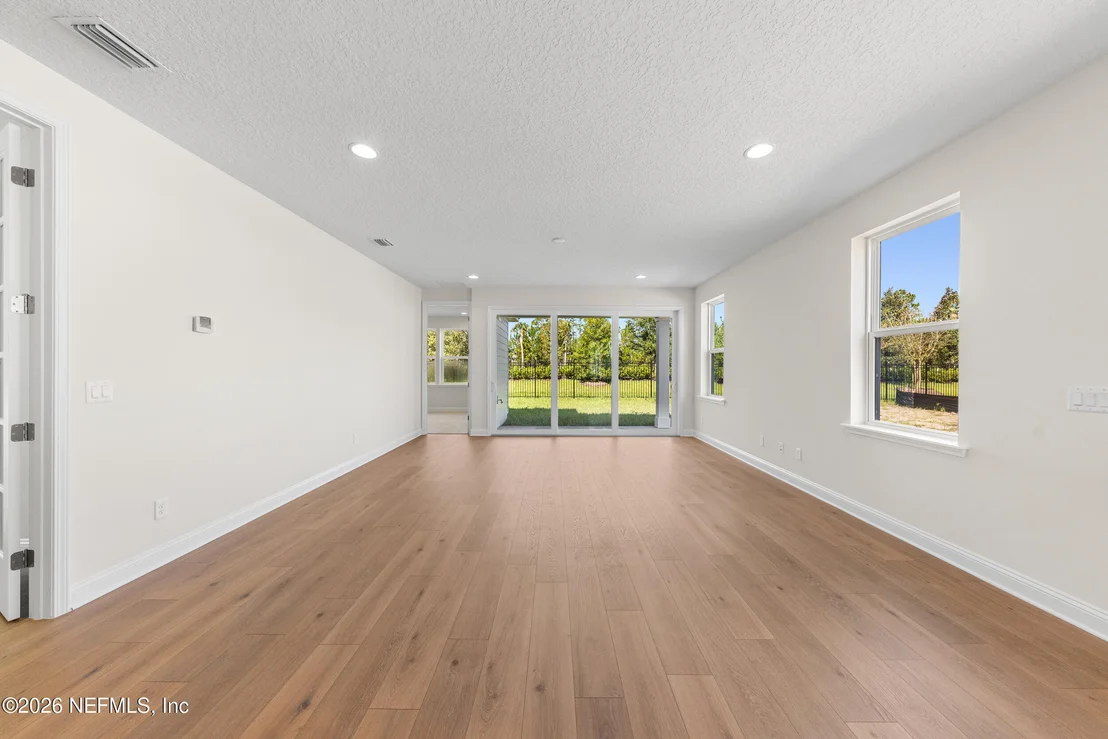 Photo of 357 DOWNRIVER Road