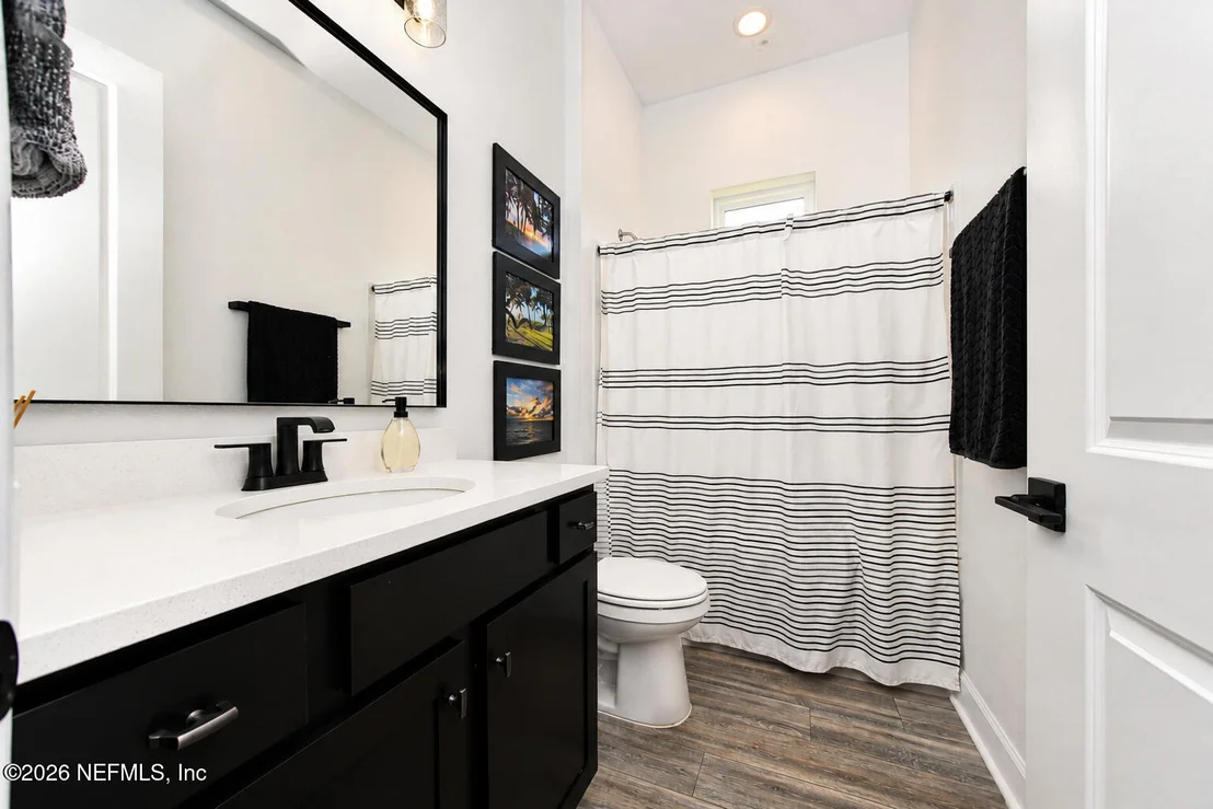 Photo of 216 AMBERWOOD Drive