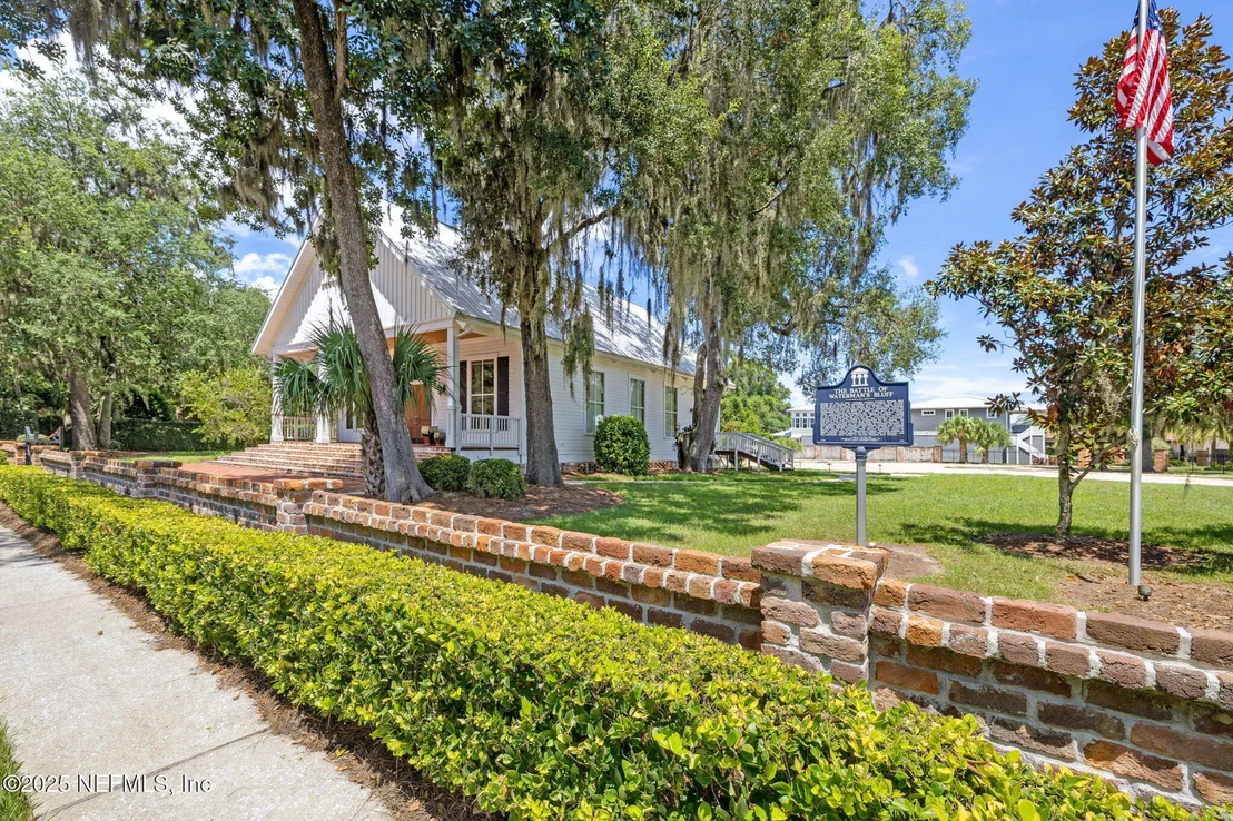 Photo of 28886 GRANDVIEW Manor
