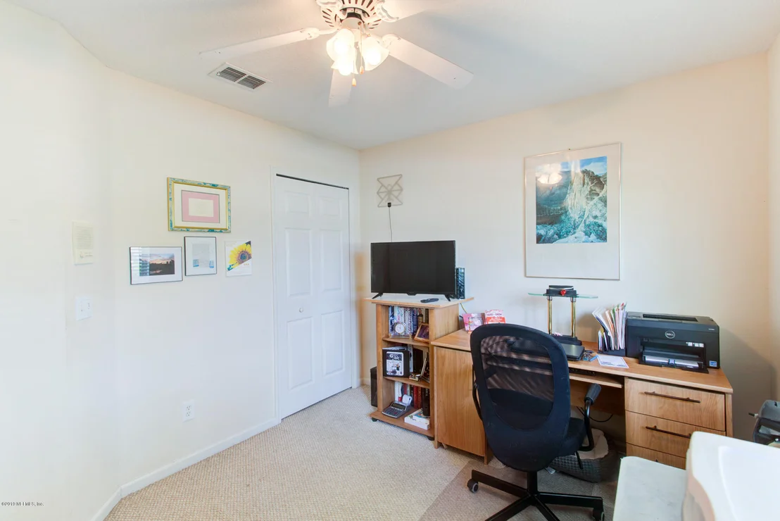 Photo of 924 N LILAC Loop