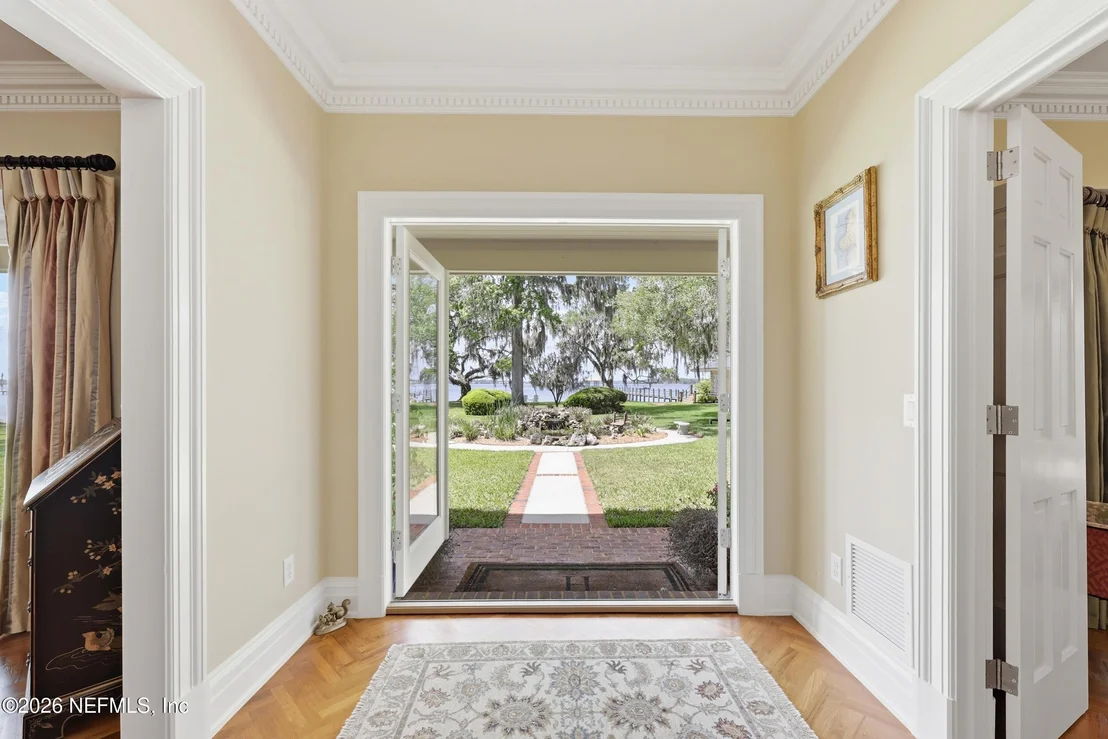 Photo of 13200 MANDARIN Road