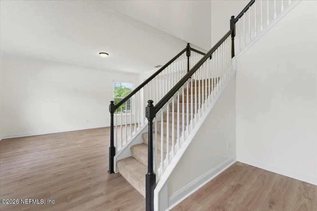Photo of 1213 RIBBON Road