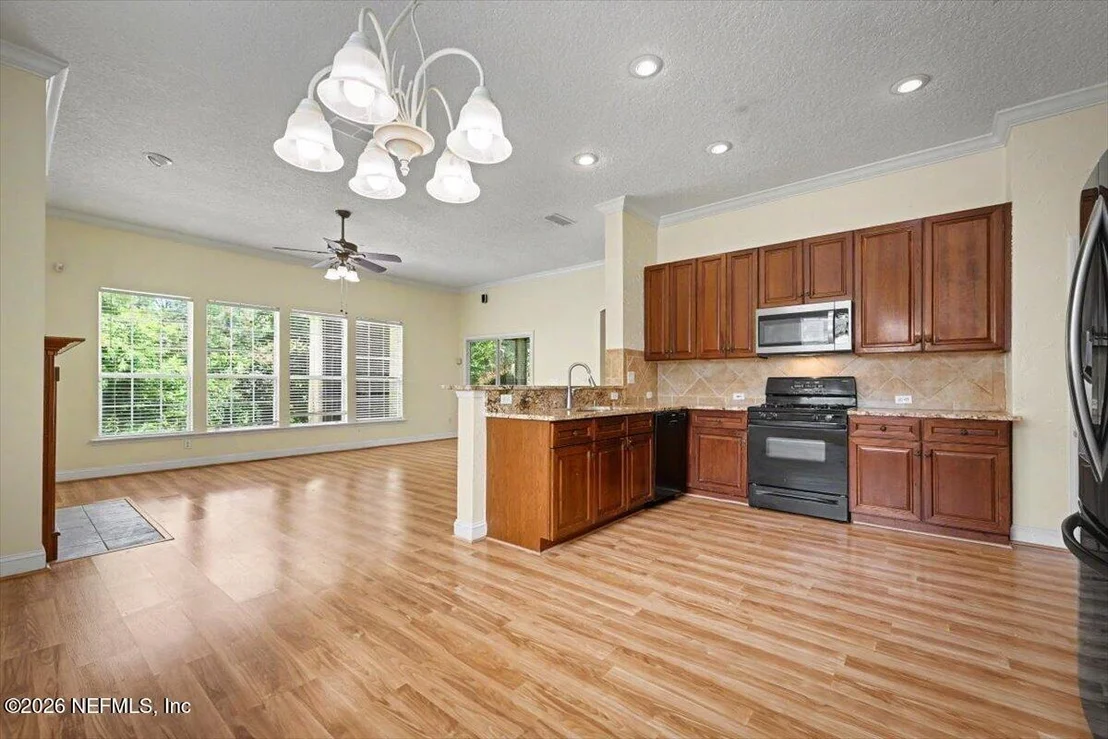 Photo of 1028 MEADOW VIEW Lane