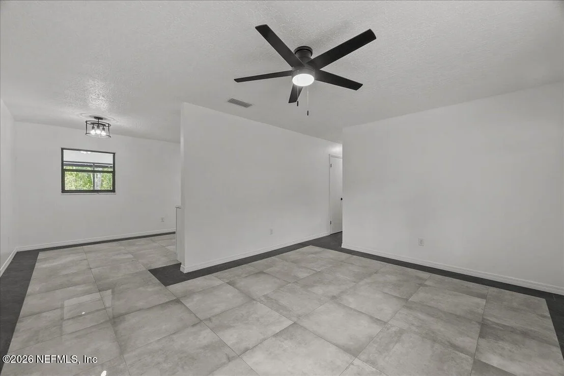 Photo of 109 IVEY Road