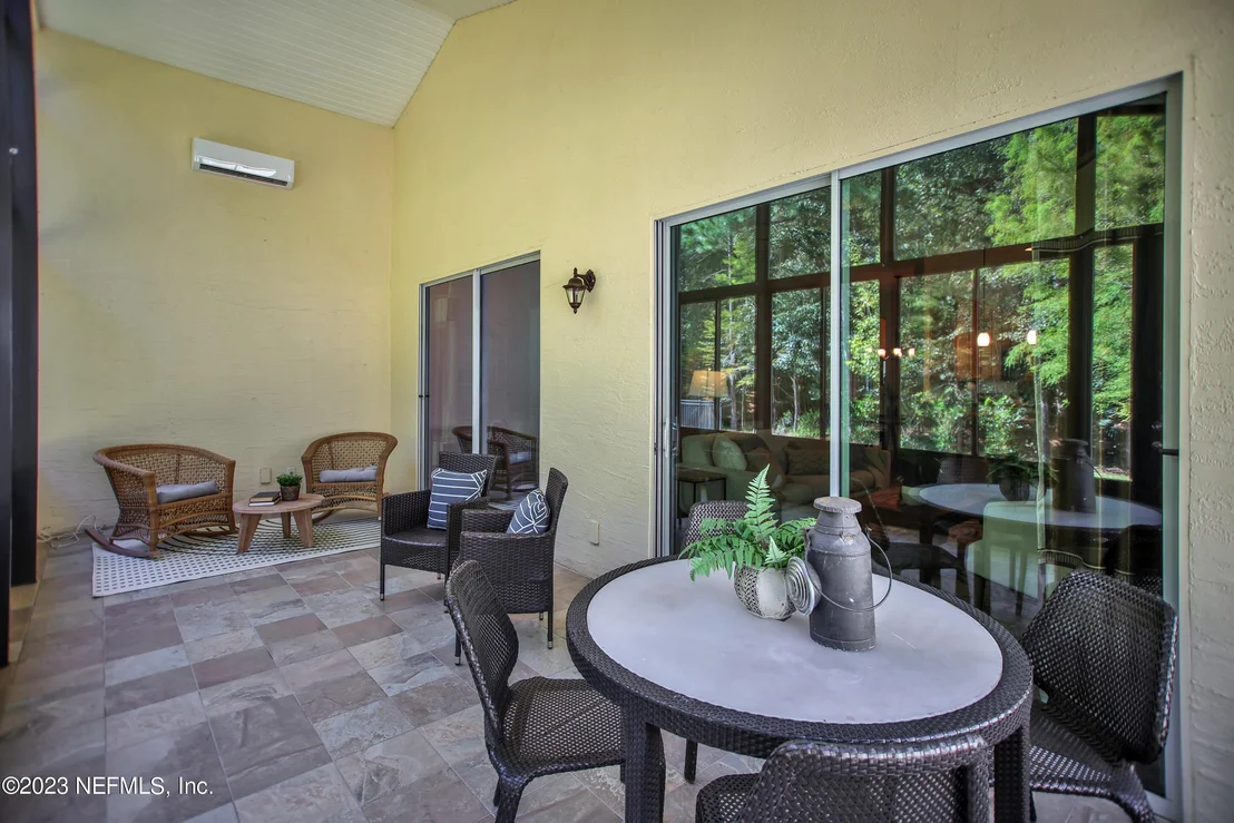 Photo of 1632 SUGAR LOAF Lane