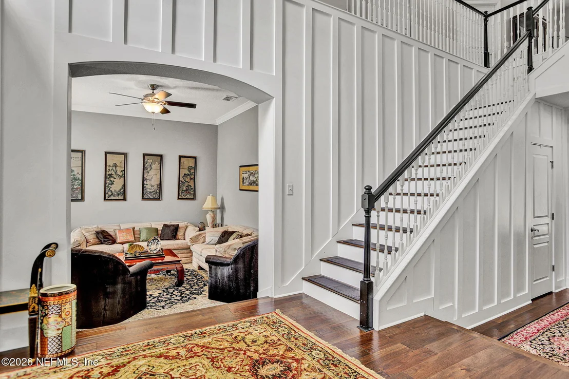 Photo of 1809 FOREST GLEN Way
