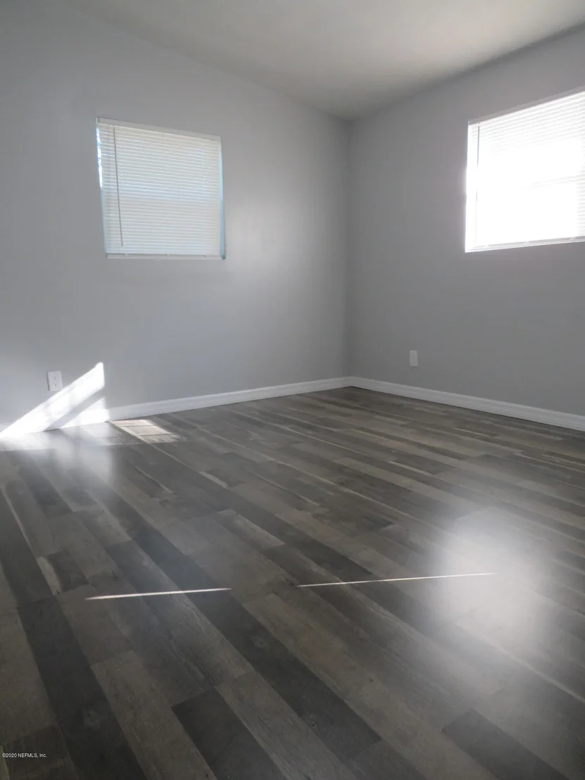 Photo of 1712 ST CLAIR Street
