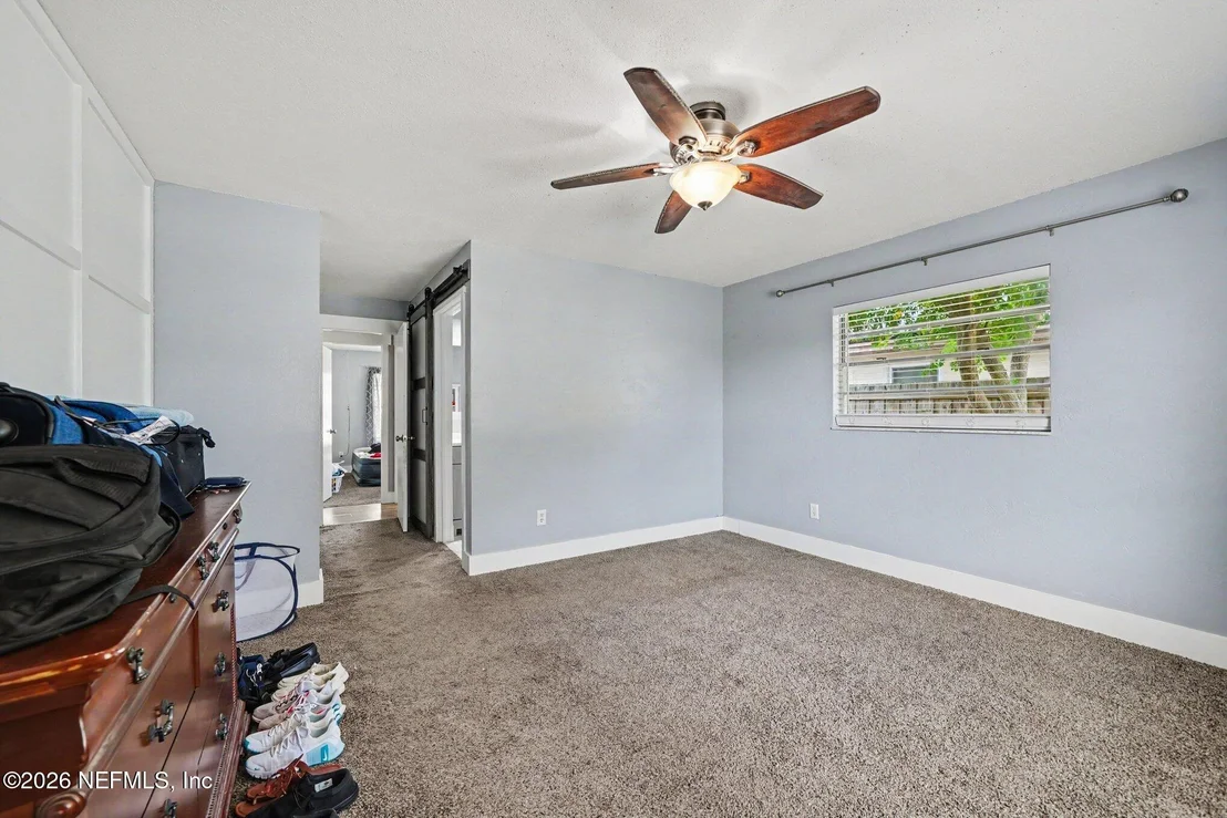 Photo of 1180 BALFOUR Drive