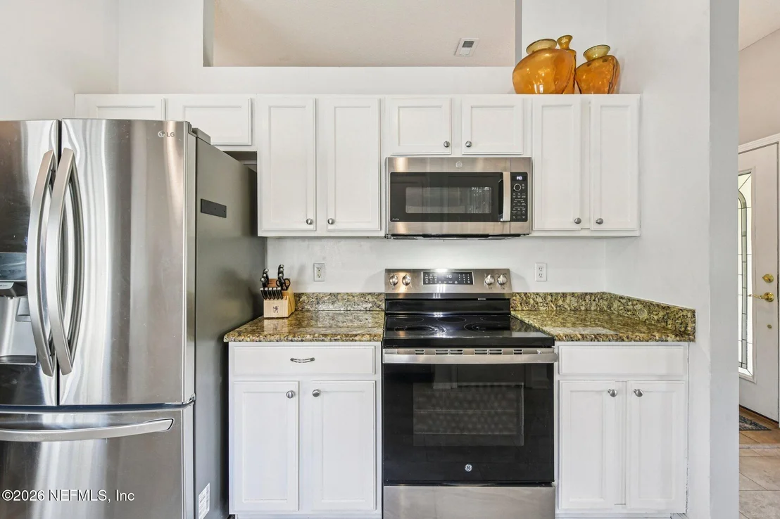Photo of 1008 OAK ARBOR Circle
