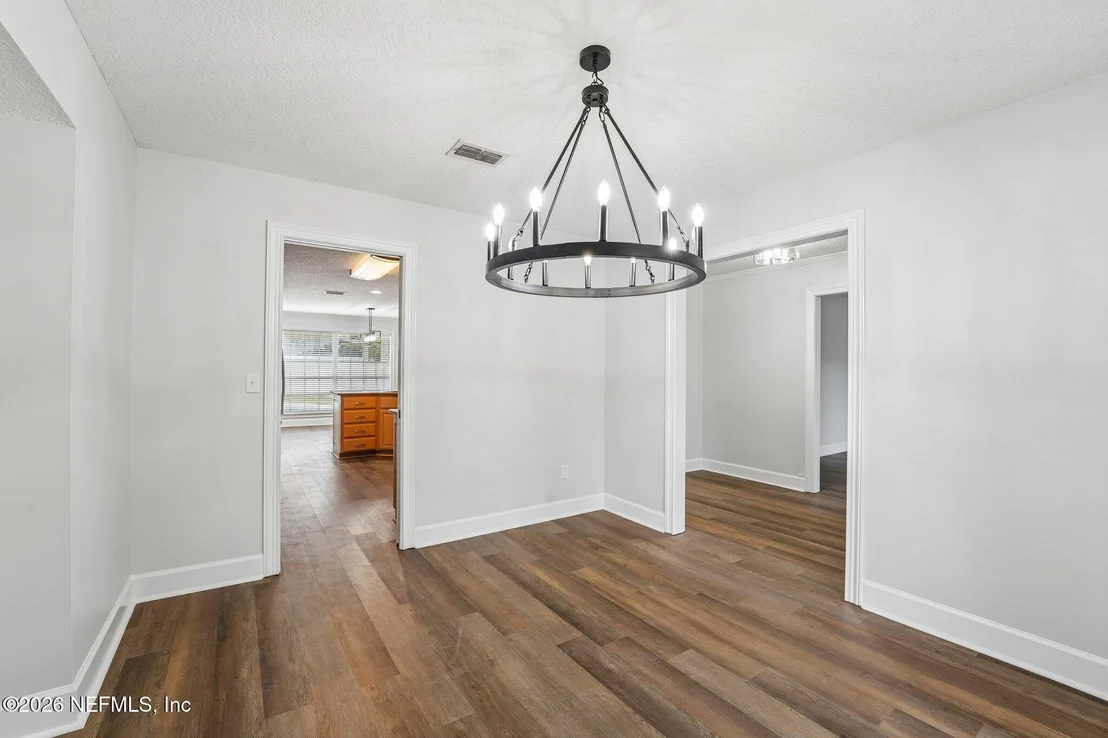 Photo of 1607 SHEFFIELD Place