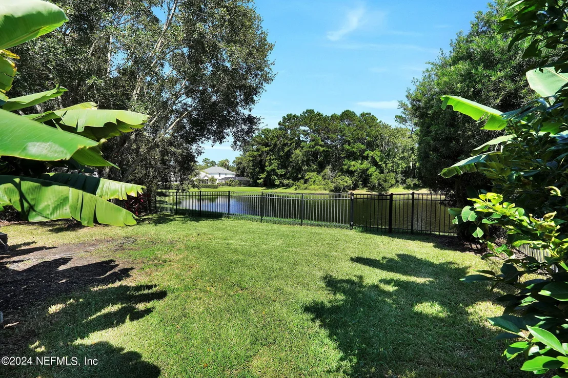 Photo of 628 LAKE STONE Circle