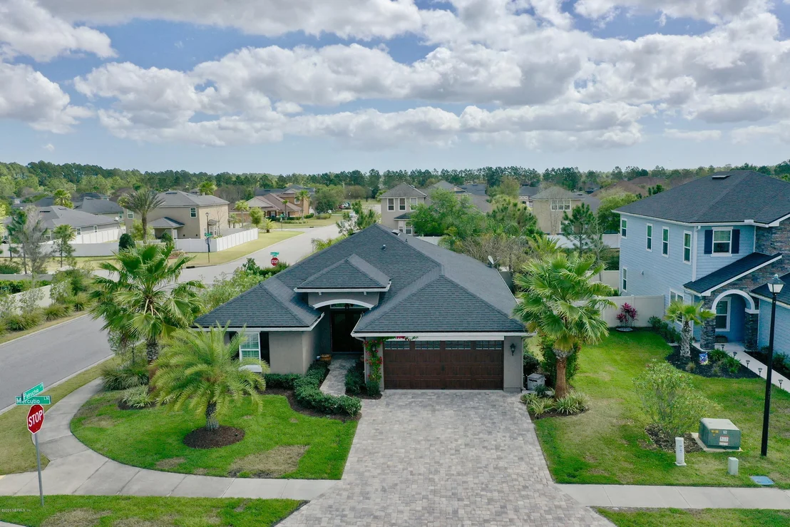 Photo of 23 MERCUTIO Lane