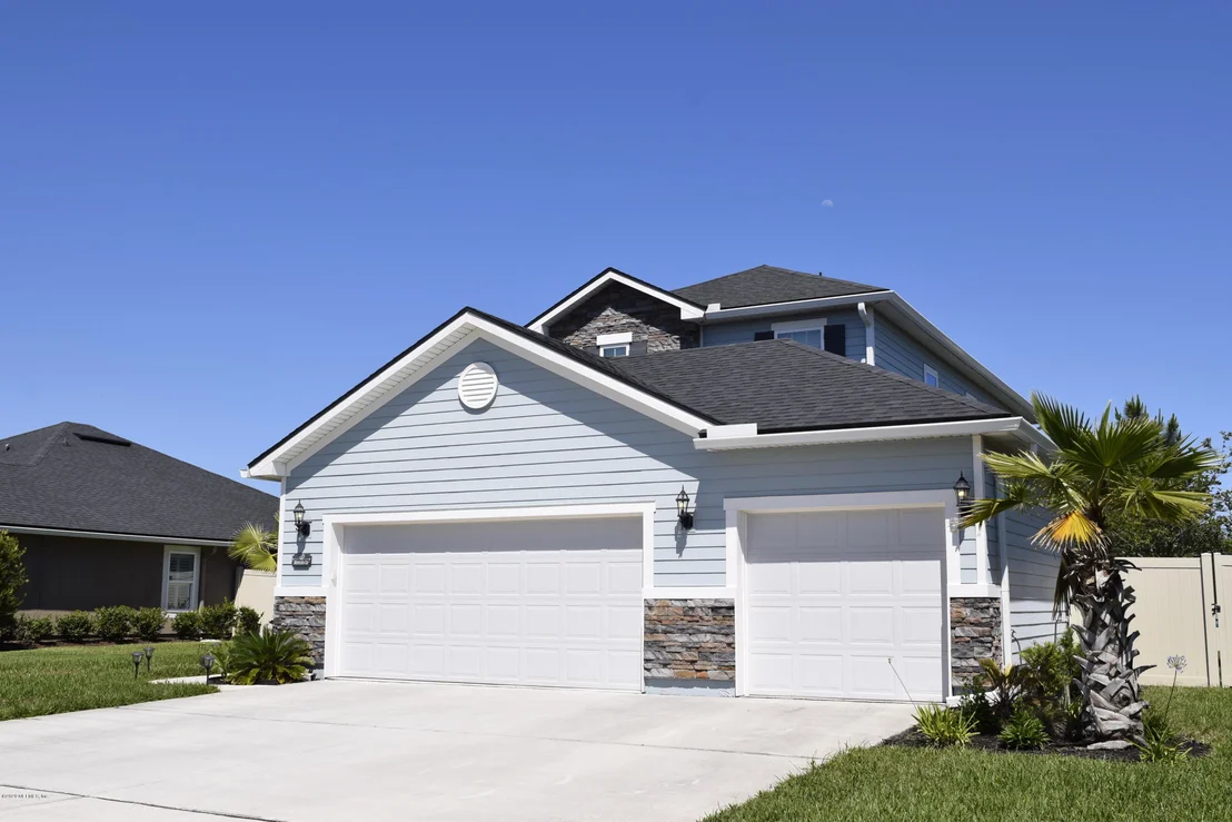 Photo of 35 MERCUTIO Lane