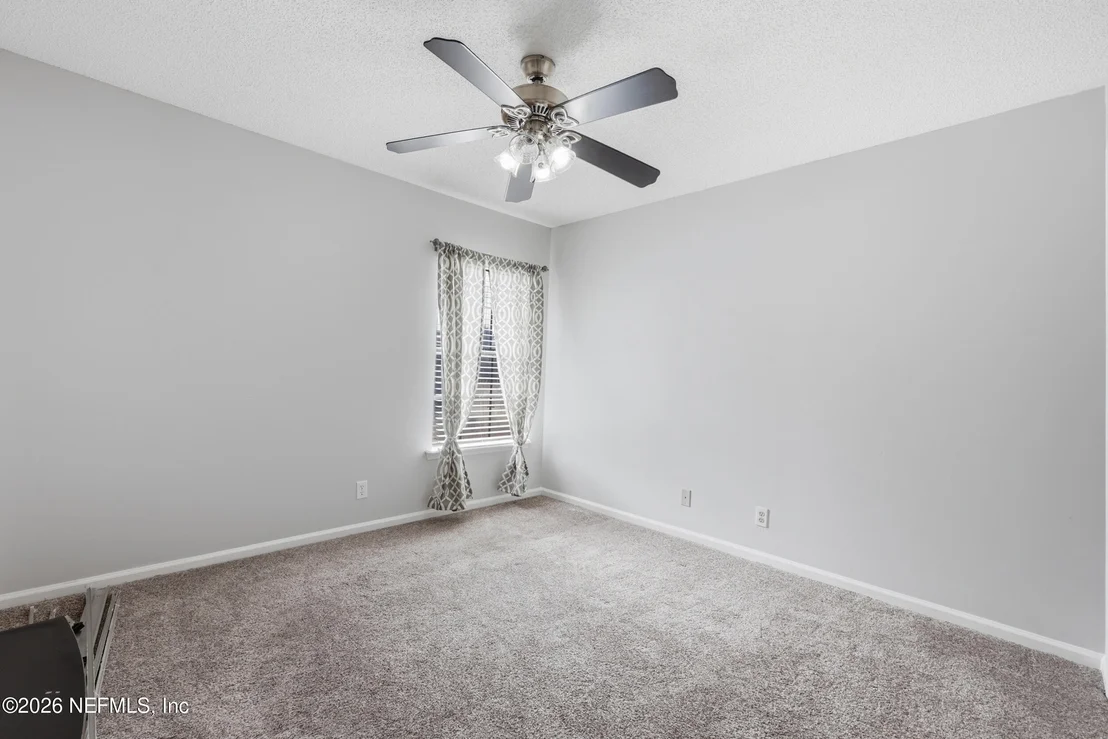 Photo of 2103 FOREST GATE Drive W
