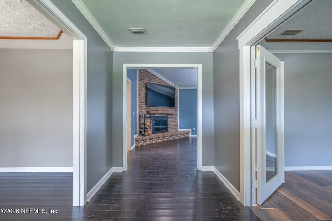 Photo of 377 FOXRIDGE Road