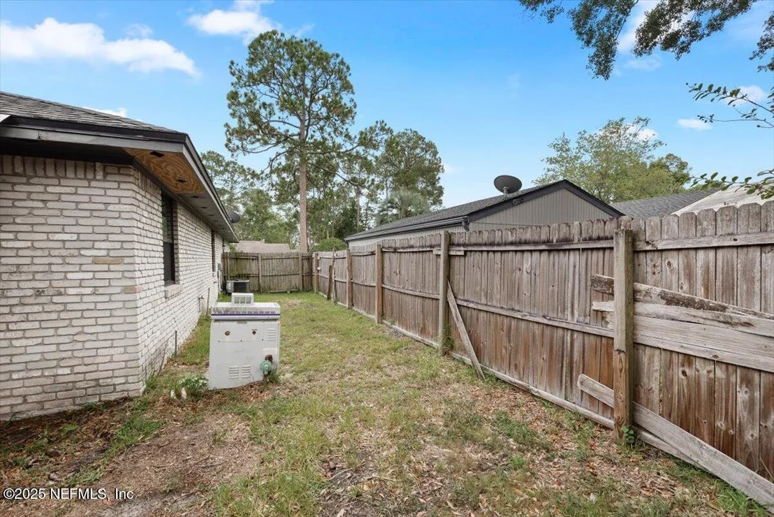 Photo of 3379 WAVERLY DOCK Road
