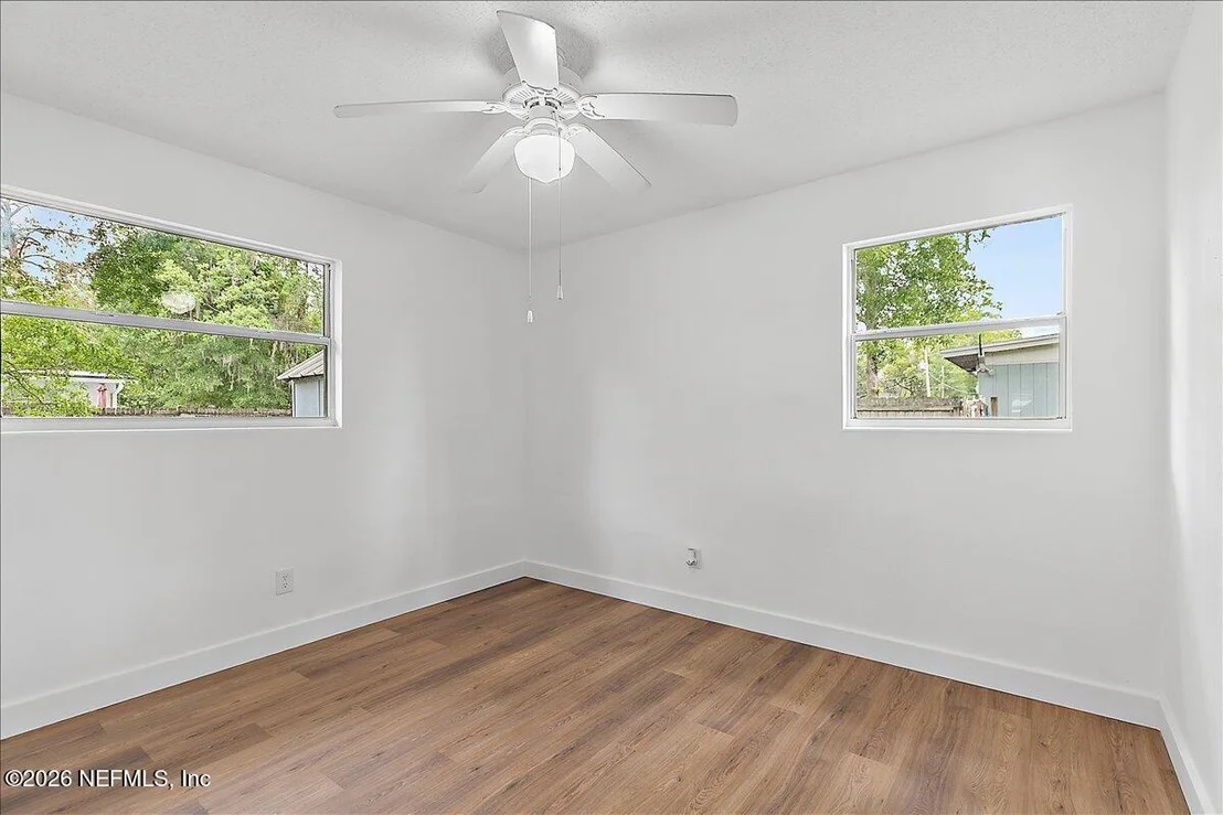 Photo of 6903 CLOVIS Road