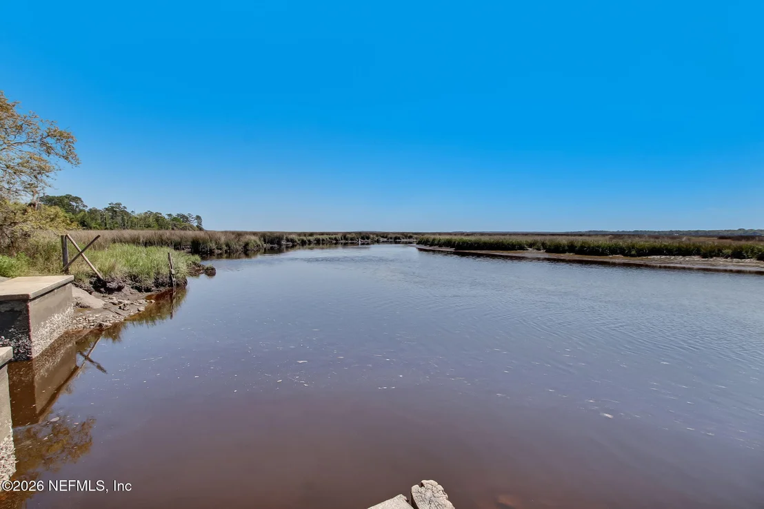 Photo of 1293 CLAXTON Road