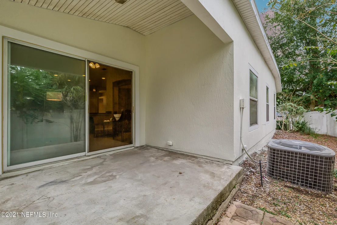 Photo of 10898 BIRCHARD Lane