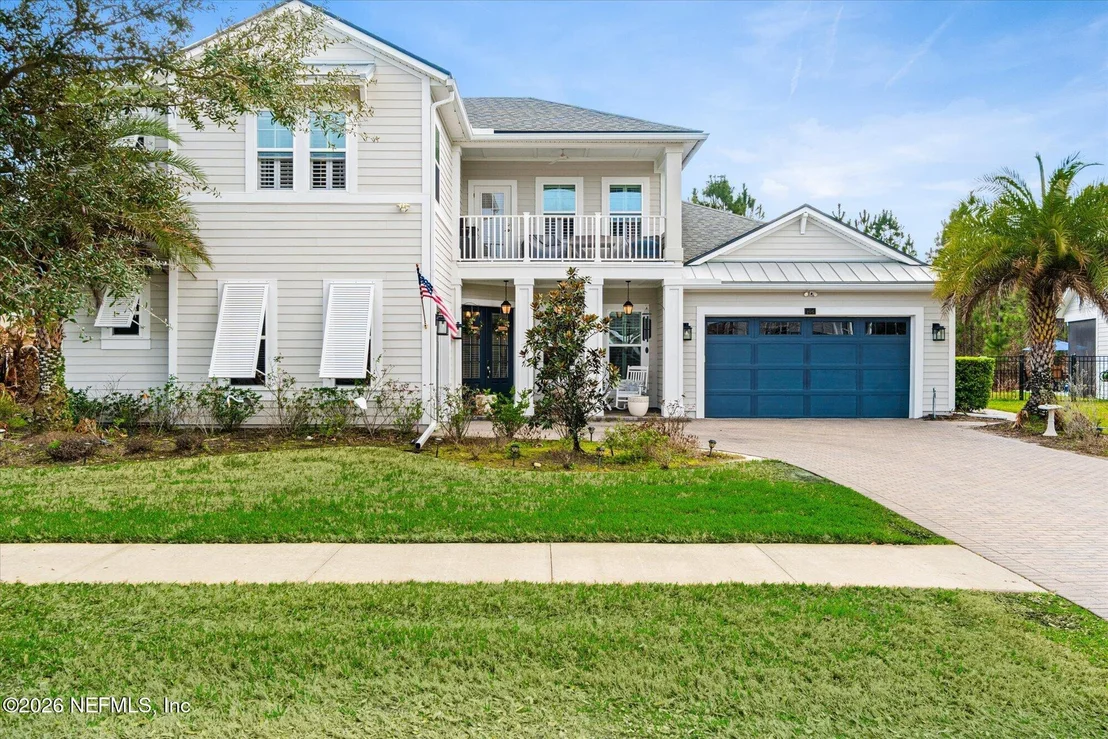 Photo of 195 GLENNEYRE Circle