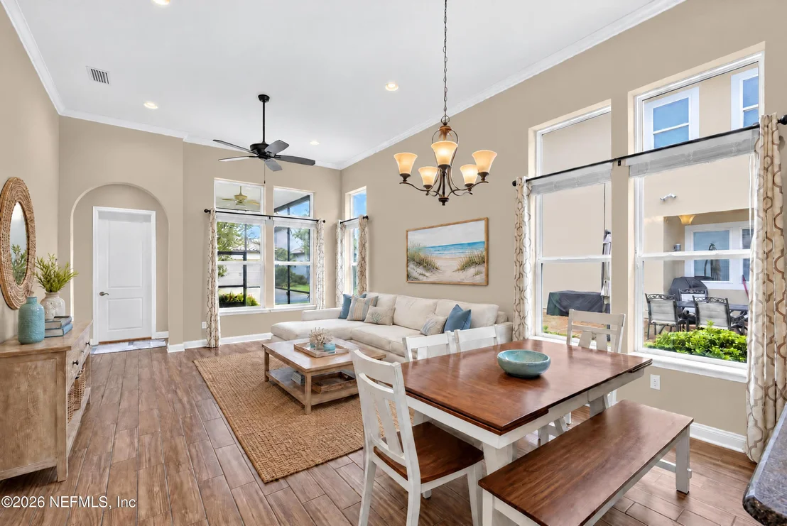 Photo of 237 RIALTO Drive